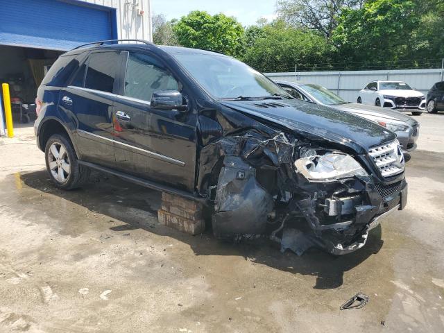 4JGBB8GB7BA716427 - 2011 MERCEDES-BENZ ML 350 4MATIC BLACK photo 4