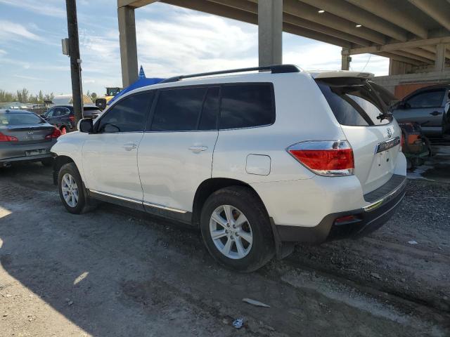 5TDZK3EH1DS115646 - 2013 TOYOTA HIGHLANDER BASE WHITE photo 2