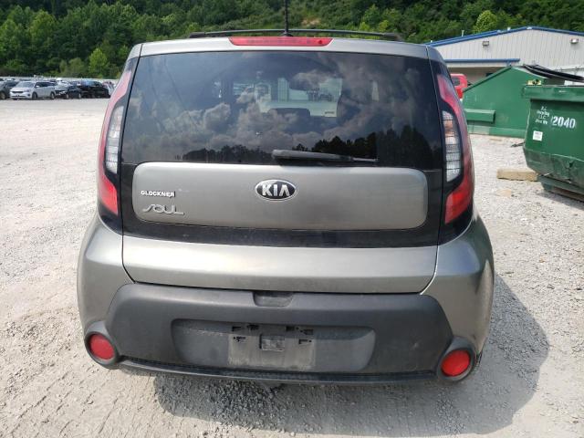 KNDJN2A25F7206979 - 2015 KIA SOUL GRAY photo 6