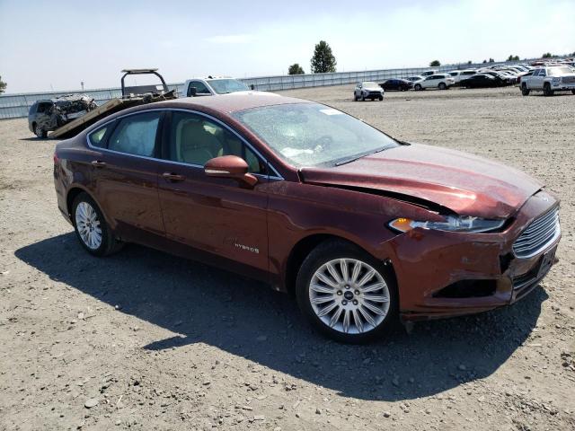 3FA6P0LU6GR202247 - 2016 FORD FUSION SE HYBRID BURGUNDY photo 4