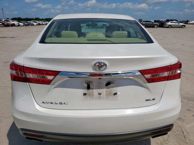 4T1BK1EB2DU056356 - 2013 TOYOTA AVALON BASE أبيض صورة 6