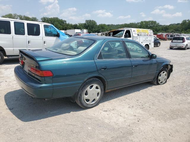 4T1BF22KXWU050063 - 1998 TOYOTA CAMRY CE GREEN photo 3