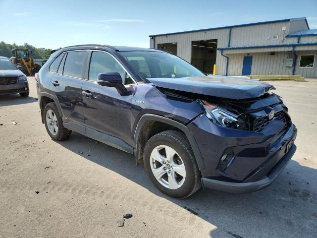 2T3RWRFV2LW093519 - 2020 TOYOTA RAV4 XLE BLUE photo 4