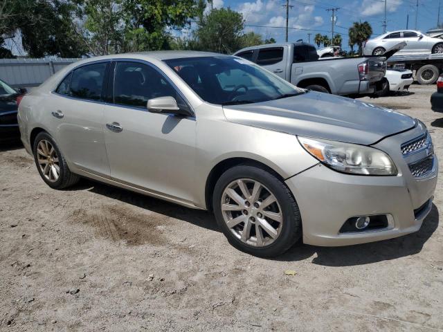 1G11H5SA0DF255792 - 2013 CHEVROLET MALIBU LTZ GOLD photo 4