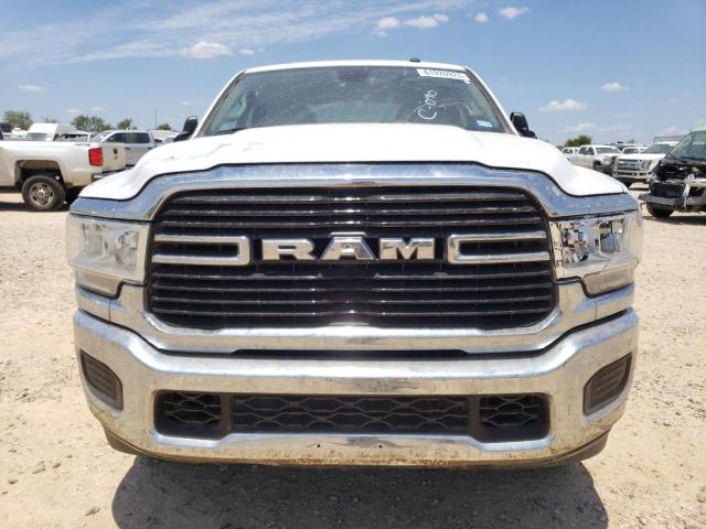 3C6UR5DJ9KG693874 - 2019 RAM 2500 BIG HORN WHITE photo 5