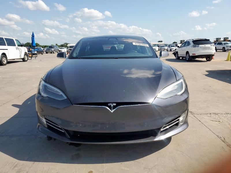 5YJSA1E21JF260383 - 2018 TESLA MODEL S 灰色 照片 5