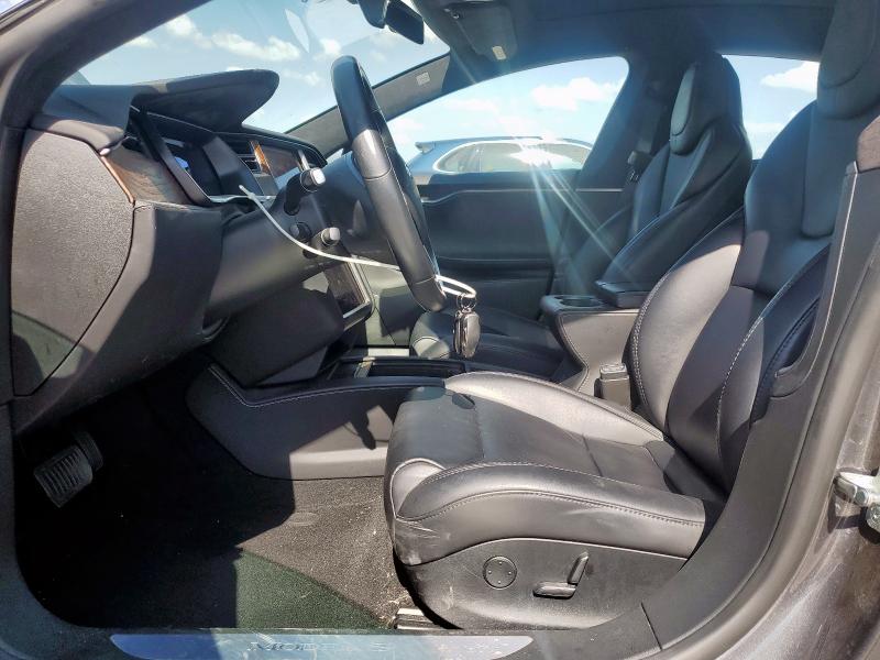 5YJSA1E21JF260383 - 2018 TESLA MODEL S 灰色 照片 7
