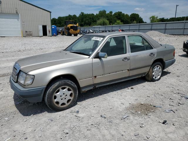 WDBEA26D8JA607265 - 1988 MERCEDES-BENZ 260 E GOLD photo 1