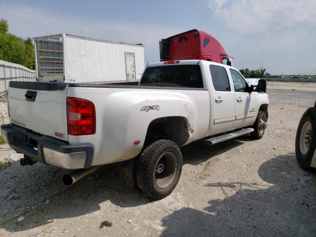 1GTJK93609F143267 - 2009 GMC SIERRA K3500 SLT WHITE photo 3