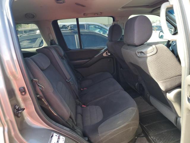 5N1AR18W45C742332 - 2005 NISSAN PATHFINDER LE SILVER photo 11