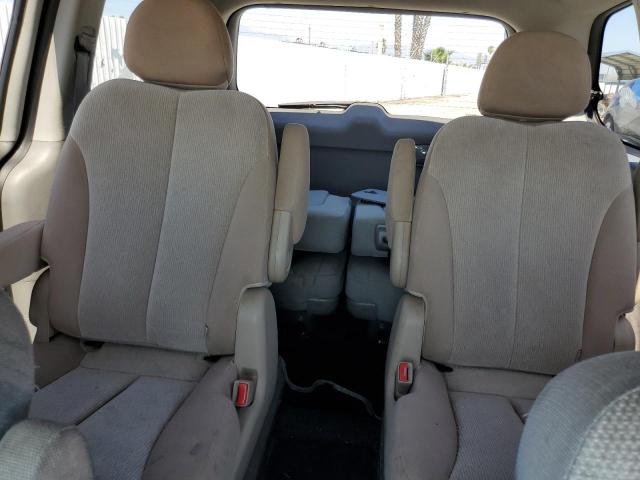 KNDMB133296299895 - 2009 KIA SEDONA SILVER photo 10