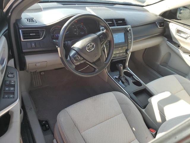 4T4BF1FKXFR447671 - 2015 TOYOTA CAMRY LE SILVER photo 8