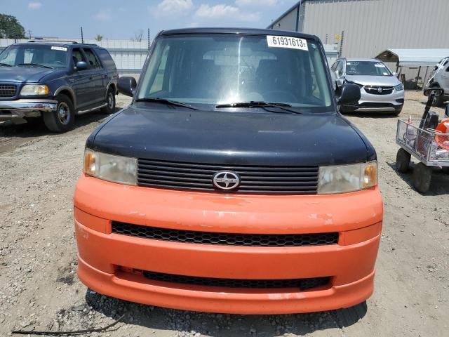 JTLKT324264040605 - 2006 TOYOTA SCION XB TWO TONE photo 5