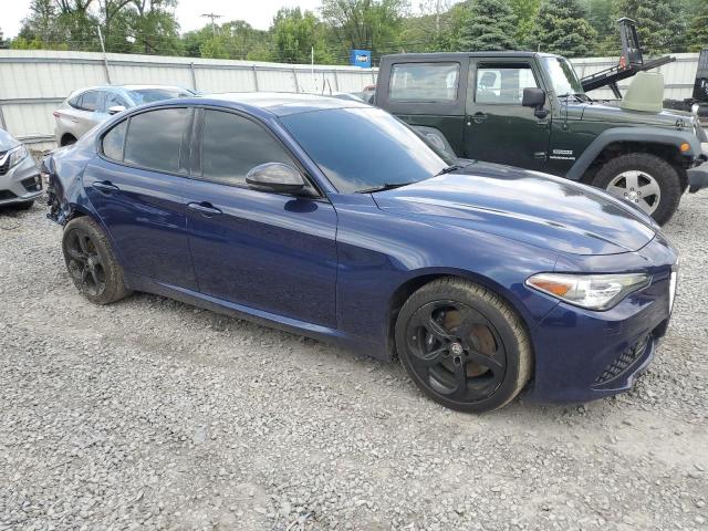 ZARFAEDN8J7583555 - 2018 ALFA ROMEO GIULIA Q4 蓝色 照片 4