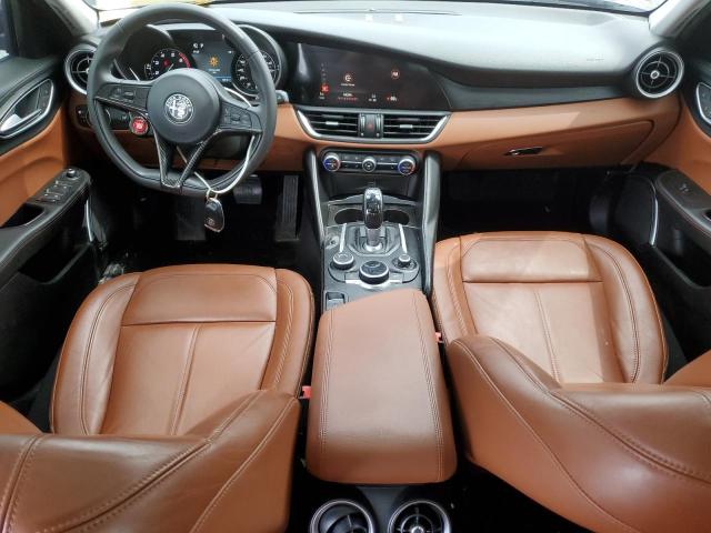 ZARFAEDN8J7583555 - 2018 ALFA ROMEO GIULIA Q4 蓝色 照片 8