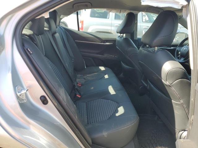 4T1G11AK8RU196336 - 2024 TOYOTA CAMRY SE NIGHT SHADE SILVER photo 10