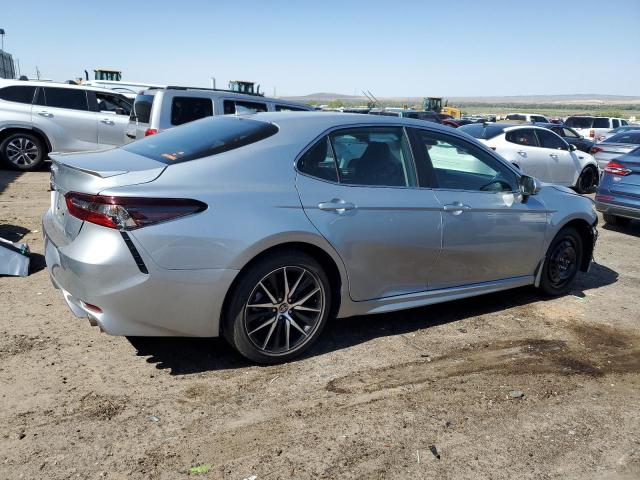 4T1G11AK8RU196336 - 2024 TOYOTA CAMRY SE NIGHT SHADE SILVER photo 3