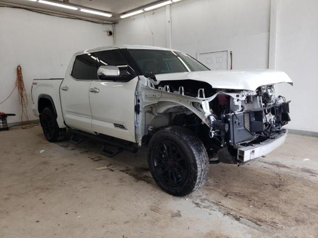 5TFMA5DBXNX009181 - 2022 TOYOTA TUNDRA CREWMAX PLATINUM 白色 照片 4