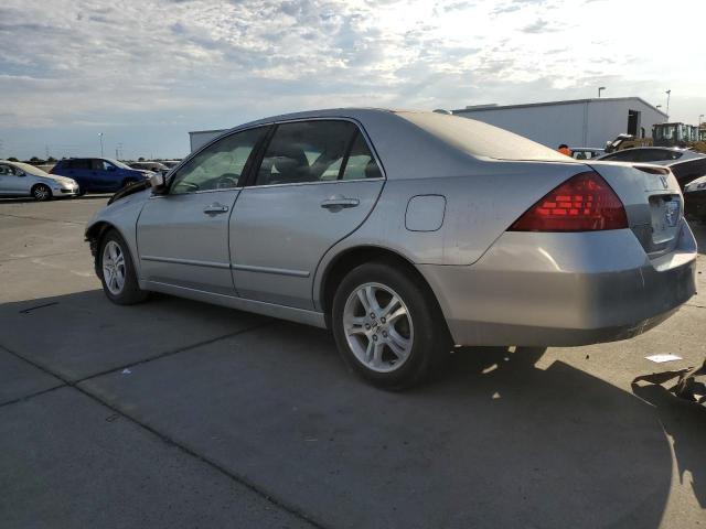 1HGCM56856A077141 - 2006 HONDA ACCORD EX SILVER photo 2