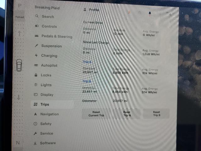 5YJSA1E60MF447153 - 2021 TESLA MODEL S ნაცრისფერი ფოტო 9