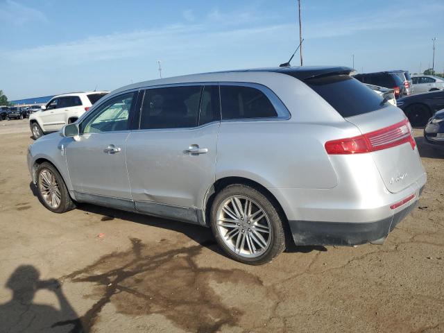 2LMHJ5AT0KBL02749 - 2019 LINCOLN MKT Gümüş foto 2