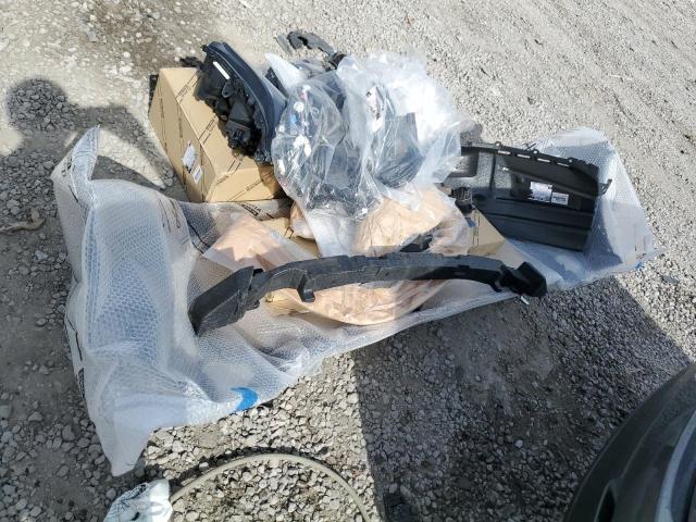 JTJYARBZXK2122143 - 2019 LEXUS NX 300 BASE Gümüş foto 13