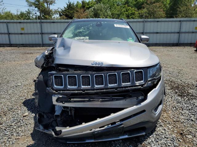 3C4NJDCB6JT397953 - 2018 JEEP COMPASS LIMITED Серебристый фото 5