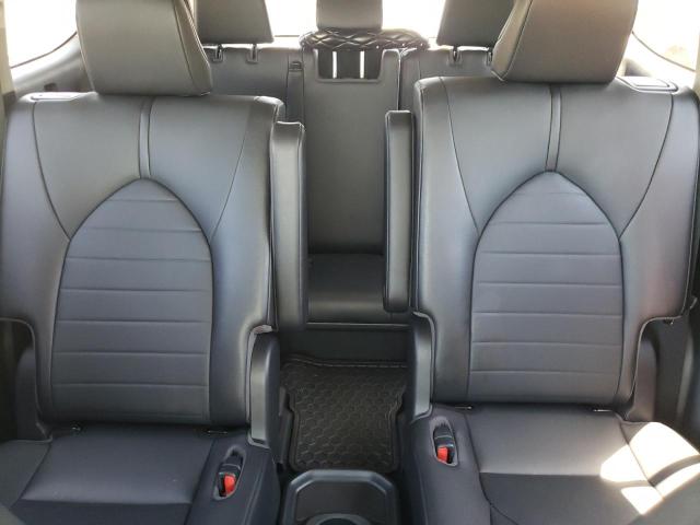 5TDGZRBHXLS013769 - 2020 TOYOTA HIGHLANDER XLE 银色 照片 10