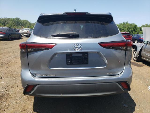 5TDGZRBHXLS013769 - 2020 TOYOTA HIGHLANDER XLE 银色 照片 6