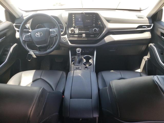 5TDGZRBHXLS013769 - 2020 TOYOTA HIGHLANDER XLE 银色 照片 8