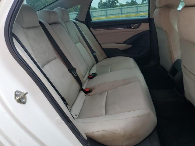 1HGCV1F1XJA156631 - 2018 HONDA ACCORD LX WHITE photo 10