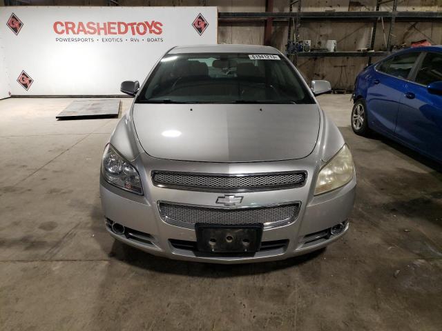 1G1ZE5EU0BF361819 - 2011 CHEVROLET MALIBU LTZ Gümüş foto 5
