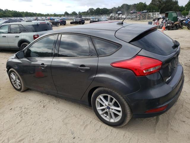 1FADP3K22JL220761 - 2018 FORD FOCUS SE GRAY photo 2