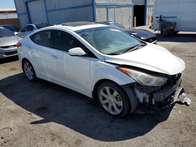 5NPDH4AE8DH245603 - 2013 HYUNDAI ELANTRA GLS WHITE photo 4