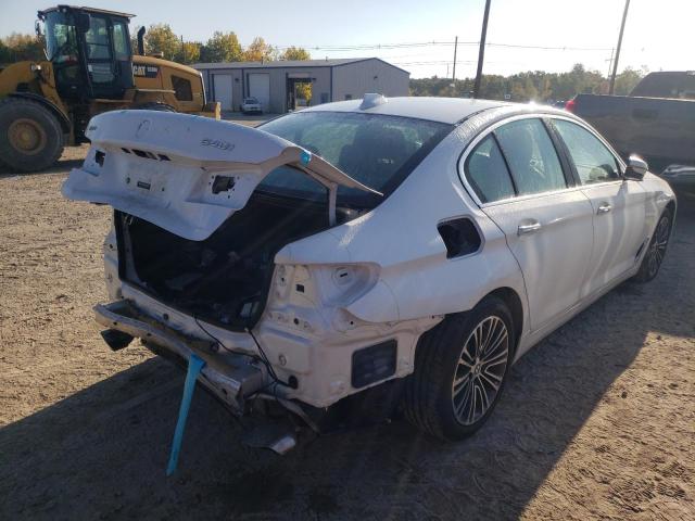 WBAJE7C5XJG891295 - 2018 BMW 540 XI WHITE photo 4