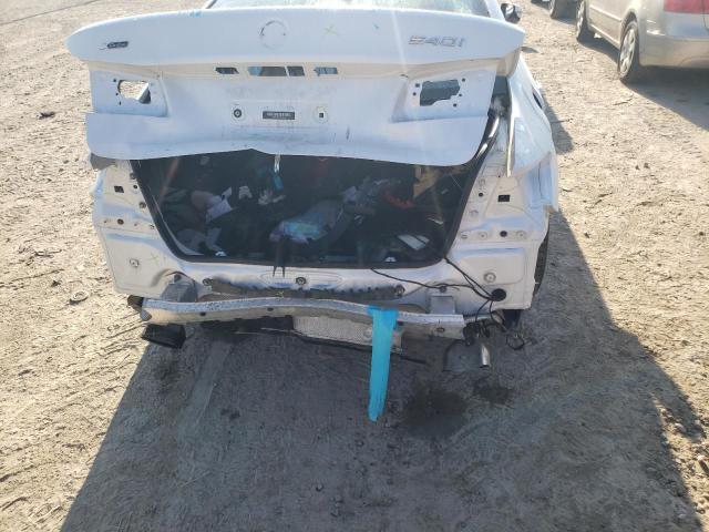 WBAJE7C5XJG891295 - 2018 BMW 540 XI WHITE photo 9