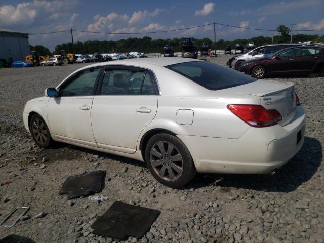 4T1BK36B55U005798 - 2005 TOYOTA AVALON XL WHITE photo 2