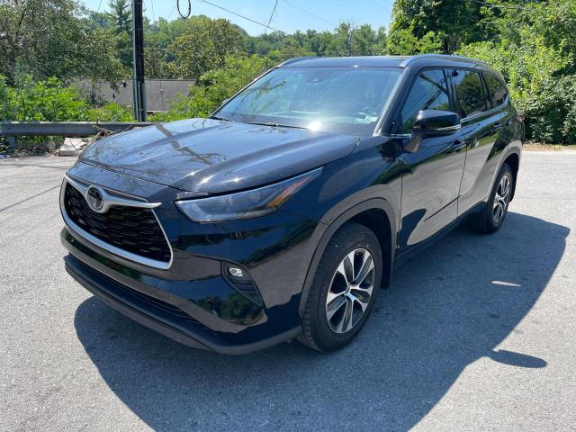 5TDGZRBH2MS542215 - 2021 TOYOTA HIGHLANDER XLE BLACK photo 2