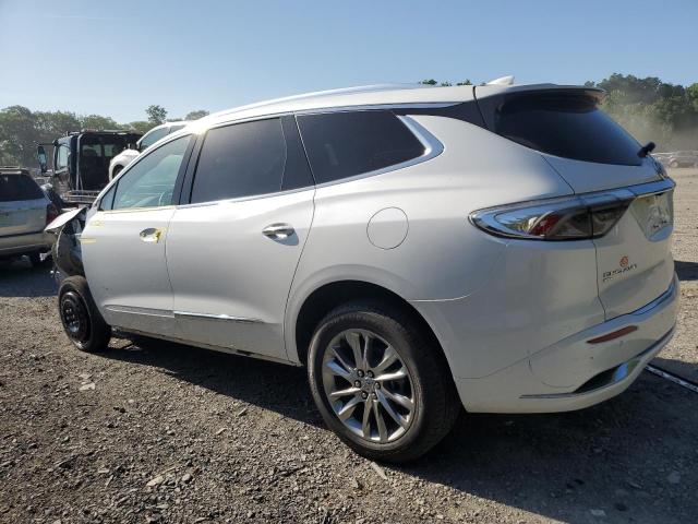 5GAEVCKW2PJ135772 - 2023 BUICK ENCLAVE AVENIR WHITE photo 2