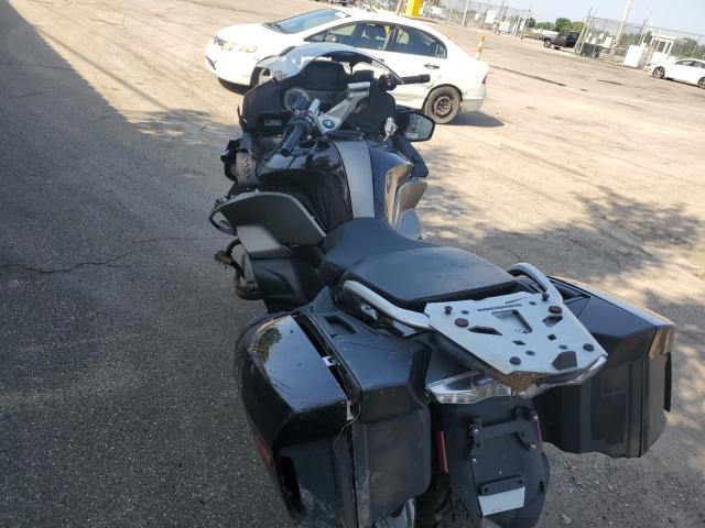 WB10A130XGZ195560 - 2016 BMW R1200 RT BLACK photo 6