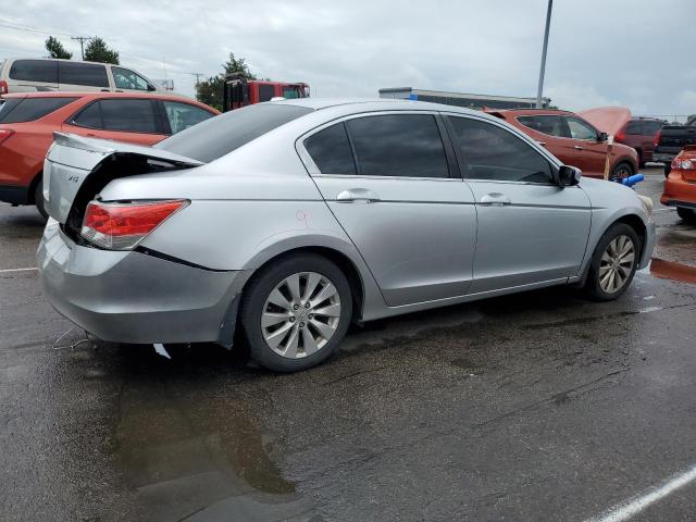 1HGCP2F89BA020246 - 2011 HONDA ACCORD EXL SILVER photo 3