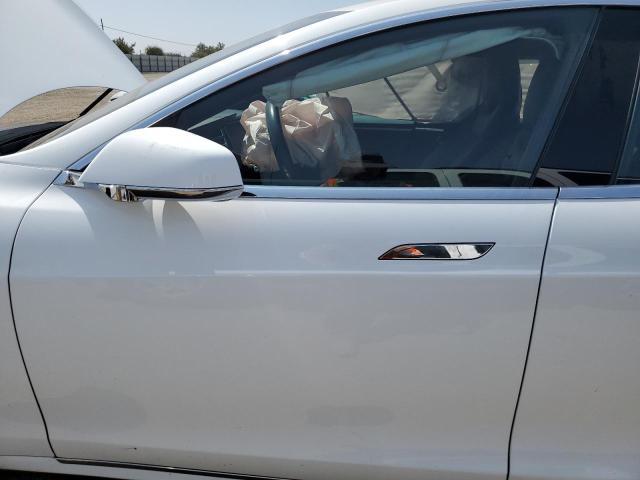 5YJSA1E13GF151472 - 2016 TESLA MODEL S 白色 照片 7