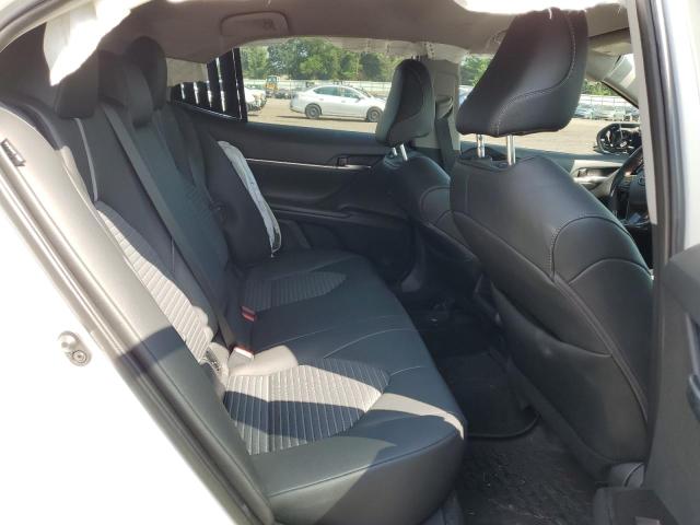 4T1G11AK7RU910313 - 2024 TOYOTA CAMRY SE NIGHT SHADE WHITE photo 10