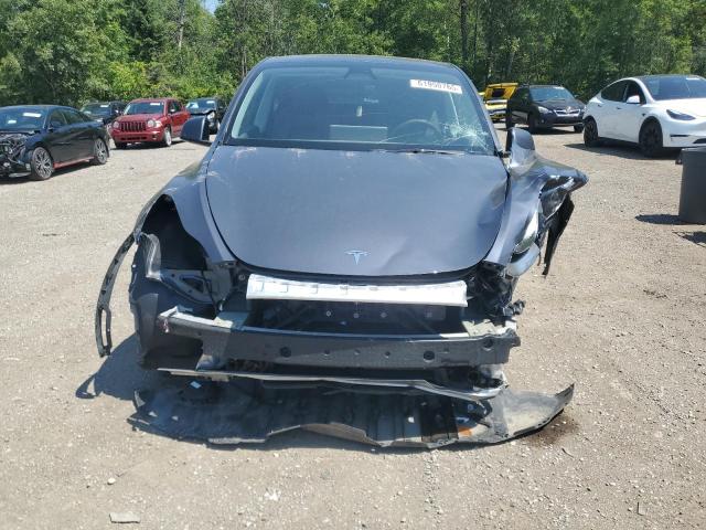 7SAYGAEE8NF506597 - 2022 TESLA MODEL Y 灰色 照片 5