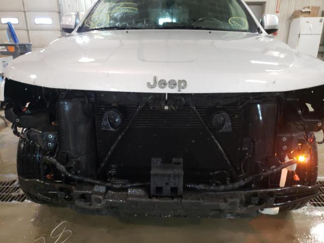 1J4RR4GGXBC734678 - 2011 JEEP GRAND CHER LAREDO Plata foto 9