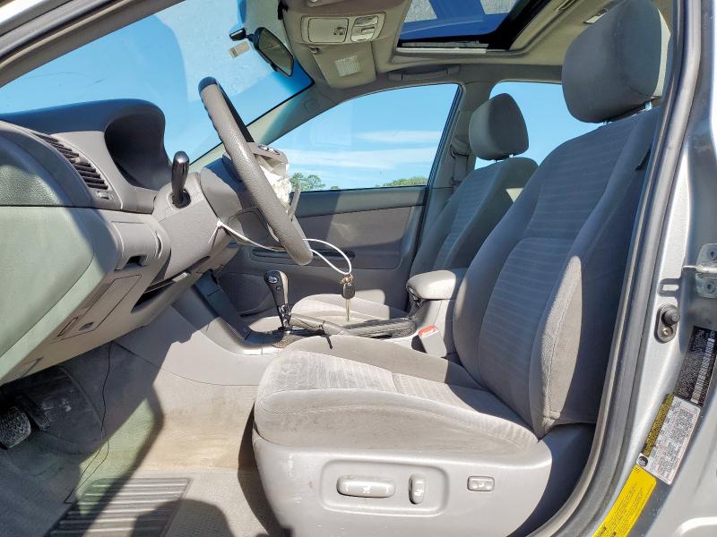 4T1BF30K25U601898 - 2005 TOYOTA CAMRY LE SILVER photo 7