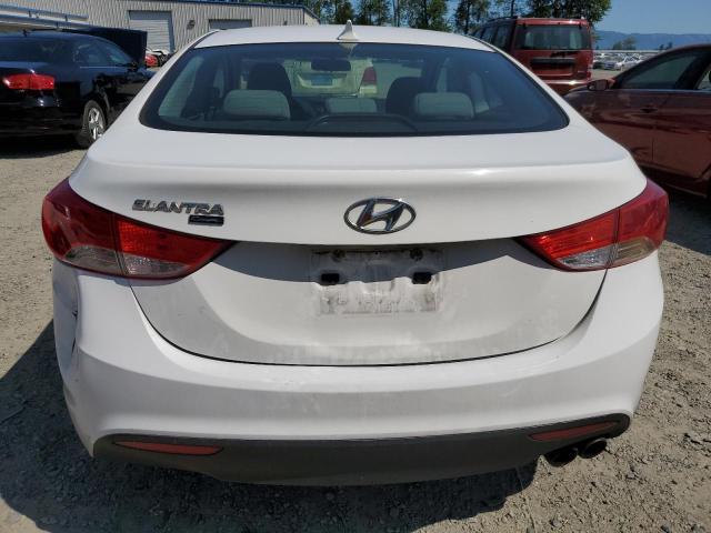 KMHDH6AE1DU004432 - 2013 HYUNDAI ELANTRA CO GS WHITE photo 6