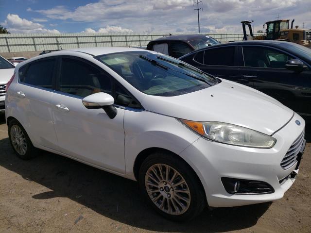 3FADP4FJ8FM138353 - 2015 FORD FIESTA TITANIUM WHITE photo 4