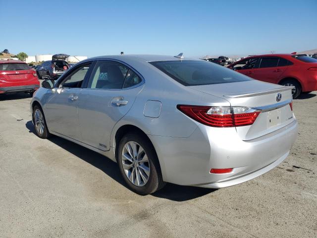 JTHBW1GG9E2040765 - 2014 LEXUS ES 300H SILVER photo 2