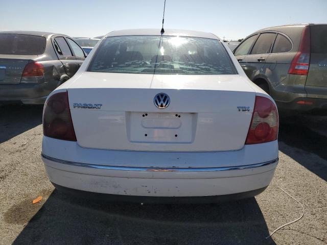 WVWPE63B44P250497 - 2004 VOLKSWAGEN PASSAT GLS TDI WHITE photo 6